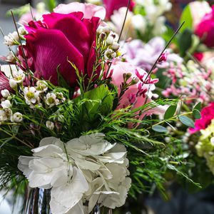 Signature Wine Glass Arrangement